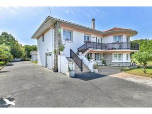 Vente maison 7 pièces 216 m² Boucau (64340)