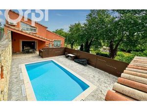 Maison Villeneuve-de-Berg m² T-6 à vendre  340 000 €