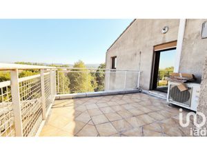 Vente Appartement 3 pièces à L'Isle-sur-la-Sorgue (84800) : à vendre 3 pièces / 73m² L'Isl