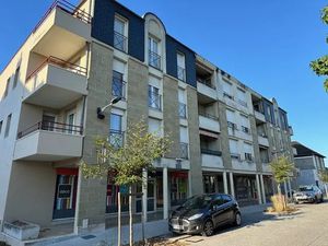 Local commercial 838m²  au coeur du centre-ville