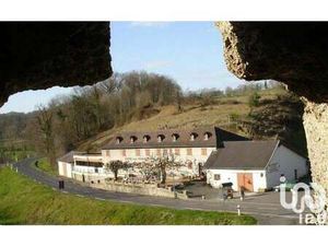 Vente Immeuble à L'Hôpital-Saint-Blaise (64130) : à vendre / 330m² L'Hôpital-Saint-Blaise