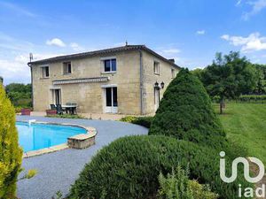 Vente Maison Piscine à Naujan-et-Postiac (33420) : à vendre Piscine / 214m² Naujan-et-Post