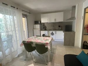 Location meublée appartement 2 pièces 30 m² à Canet-en-Roussillon (66140)  620 €