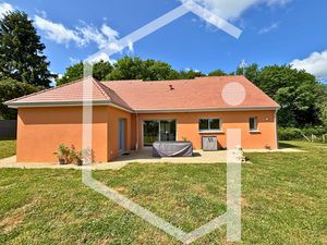 Vente maison 4 pièces 110 m² à Saint-Sauveur-en-Puisaye (89520)  238 000 €