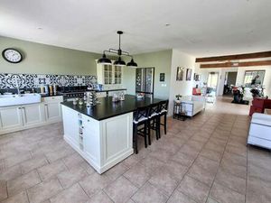 Maison familiale de 236 m² - 6 chambres + potentiel logement indépendant - garage