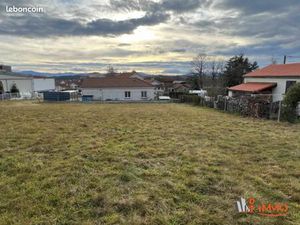 Terrain 1 300 m² Les Villettes