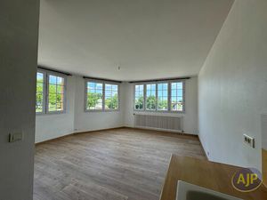 Appartement Lumineux - SAINT SULPICE LE VERDON