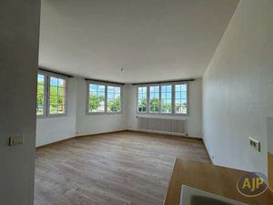 Location Appartement 3 pièces à Saint-Sulpice-le-Verdon (85260) : à louer 3 pièces / 59m² 