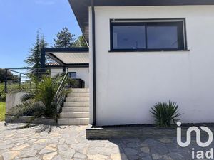 Vente maison 5 pièces 138 m² Saint-Hippolyte-du-Fort (30170)