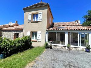 Vente maison 7 pièces 218 m² à Auradou (47140)  369 250 €