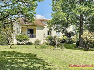 Maison  5 chambres et un gîte  sur 2ha