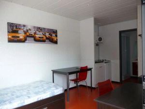 Location meublée appartement 1 pièce 17 m² à Rosières-près-Troyes (10430)  395 €