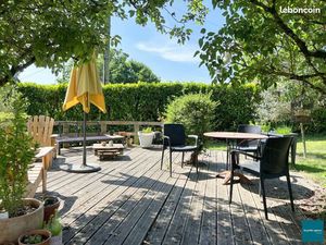 Maison 8 pièces 281 m²