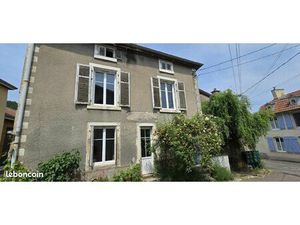 Maison de village 8 pièces 182 m²