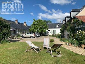 Maison 11 pièces 285 m²