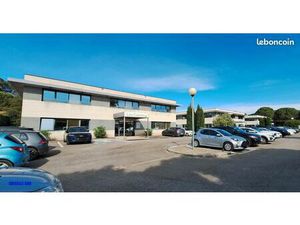 Bureaux (avec ou sans laboratoire R&D) 487 m2 - Montpellier Métropole Est