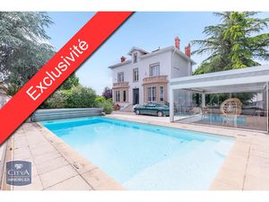 Maison à vendre 9 pièces 230 m² - Lorette (42) - 690 000€