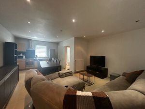 Rez-de-chaussée Appartement 1ch + 1 place de parking + cave