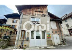 Maison Theys 89 m² T-3 à vendre  155 000 €