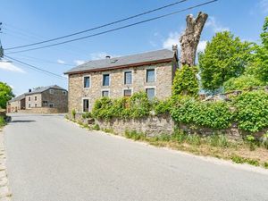 Maison 4 façades avec jardin à vendre à Cielle (La Roche)
