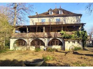 Vente maison 24 pièces 561 m² Montcuq-en-Quercy-Blanc (46800)