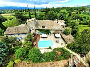Maison de luxe de 38 pièces en vente à Mirmande  Auvergne-Rhône-Alpes