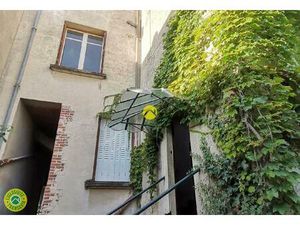 Vente maison 7 pièces 20 m² Néris-les-Bains (03310)