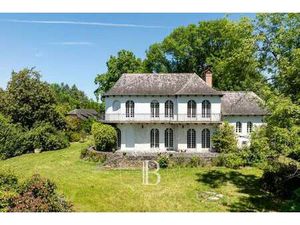 Maison à vendre 7 Pièces 250 m2 Pontacq Béarn - 787 500 €