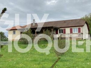 Maison à louer avec piscine à Lacadée