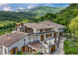 Montmaur-en-Diois - Maison de caractère avec vues d'exception