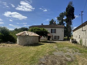 Belle maison quercynoise en pierre de 165 m2 à restaurer ave
