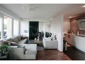 BEL APPARTEMENT IDÉALEMENT SITUÉ