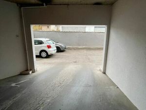 Place de parking couverte