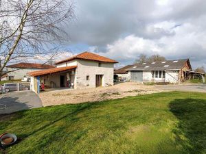 Vente maison 8 pièces 140 m² Lesterps (16420)