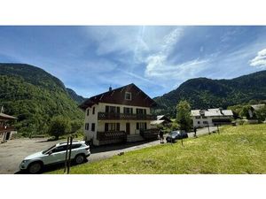 MAISON À BONNEVAUX EN PLEIN COEUR DES ALPES (74)