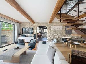 AUTHENTIQUE MAISON DE CARACTERE RENOVEE AVEC GOUT  TORREILLES  PROCHE MER