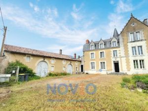 Vente propriété 10 pièces 318 m² à Beaumont (86490)  444 900 €