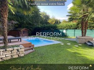 Maison de luxe de 4 chambres en vente à Herbeys  France