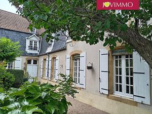 Vente maison 8 pièces 215 m² à Montaigut en combraille (63700)  117 000 €