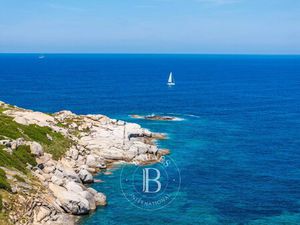 Villa de luxe à vendre à Lumio