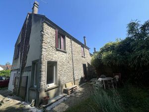 Maison de 126 m² à Janville-Sur-Juine