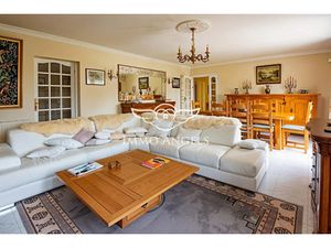 Vente maison 7 pièces 134.75 m² à Saint-Paul-le-Jeune (07460)  429 000 €