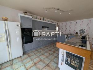 Maison de plain-pied 140 m² (2003) avec cheminée  sur 3936 m² de terrain