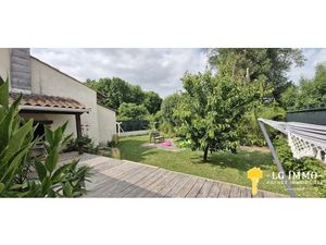 Vente maison 5 pièces 185 m² à Saint-Ciers-du-Taillon (17240)  232 500 €