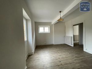 Appartement à louer 1 pièce 29.48 m² - Pouilly-sous-Charlieu (42) - 192€