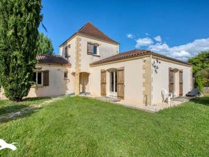 Vente maison 5 pièces 152 m² à Audrix (24260)  324 632 €