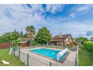 Vente maison 6 pièces 140 m² à Le Haillan (33185)  411 748 €