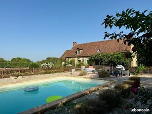 Maison 10 pièces 180 m²