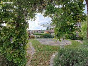 Maison 6 pièces 216 m²