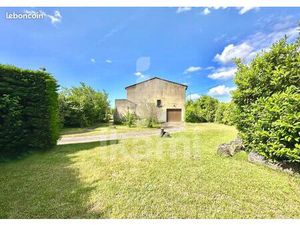 Maison 8 pièces 203 m²